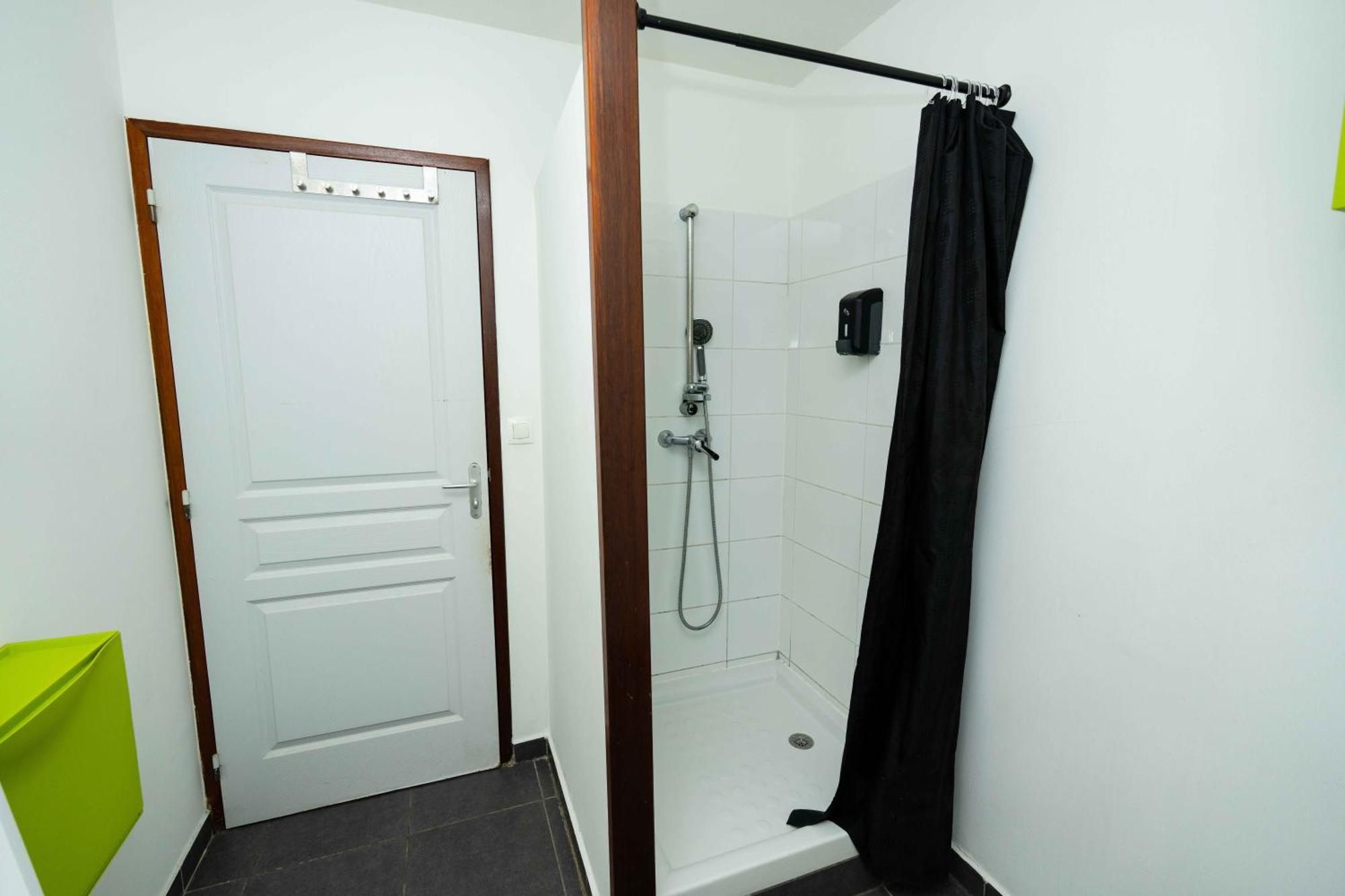 Hibiscus Standing- Appartement Cosy- 2 Chambres Climatisees- Cuisine Equipee- Wifi-Terrasse Кайен Екстериор снимка