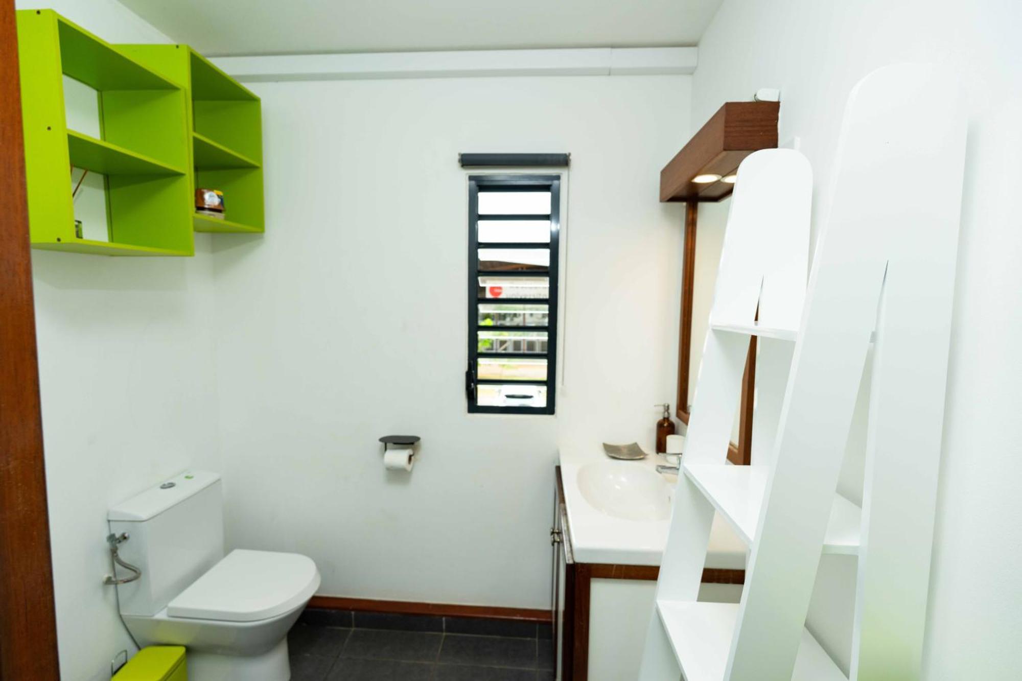 Hibiscus Standing- Appartement Cosy- 2 Chambres Climatisees- Cuisine Equipee- Wifi-Terrasse Кайен Екстериор снимка